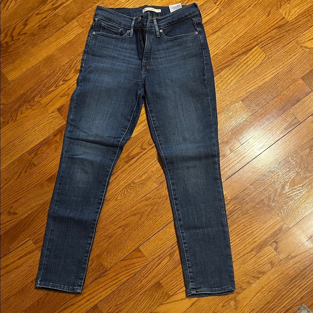 Levi’s Classic Blue Women's Jeans